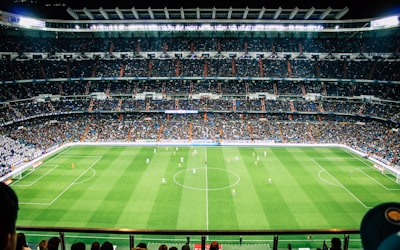 英超争冠形势分析：阿森纳与曼城的最后冲刺